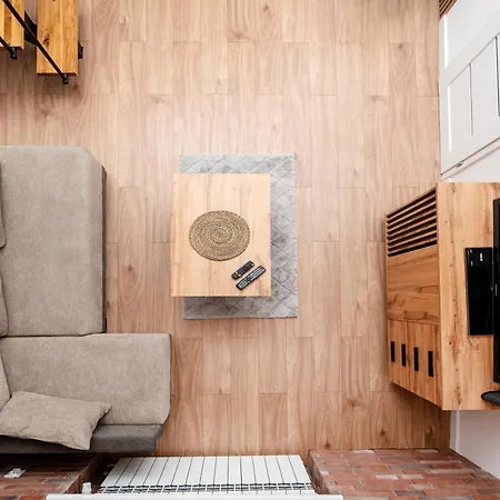 Piotrkowska Luxury With Mezzanine By Bookinghost *